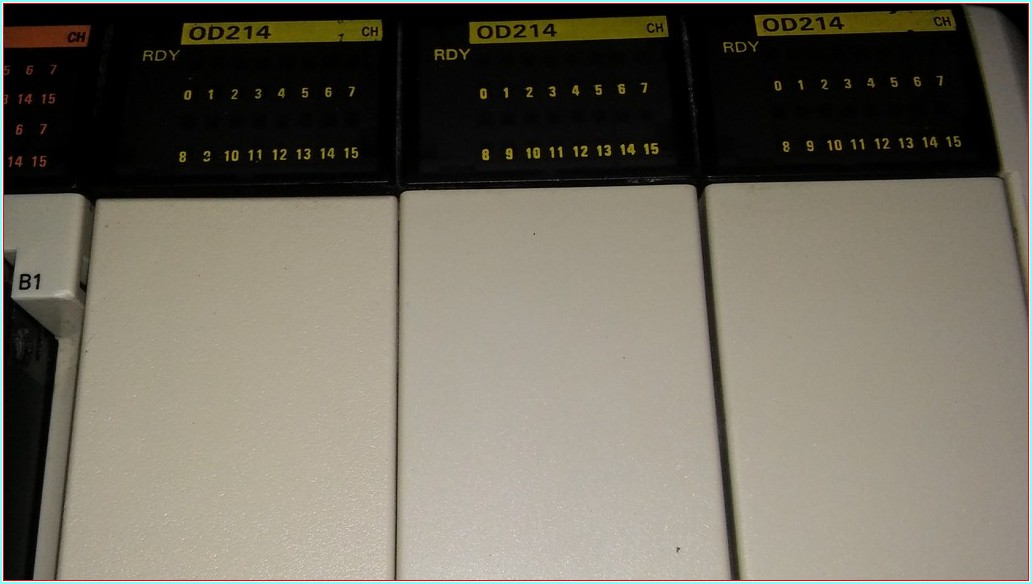 OMRON CQM1-ID213 ID213 PLC EK MODÜL SIFIRDAN FARKI FİYATI