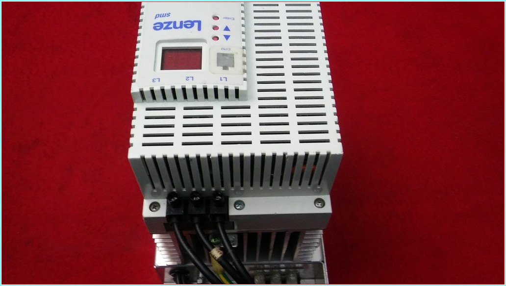 LENZE ESMD113L4TXA ESMD SMD 11KW SÜRÜCÜ