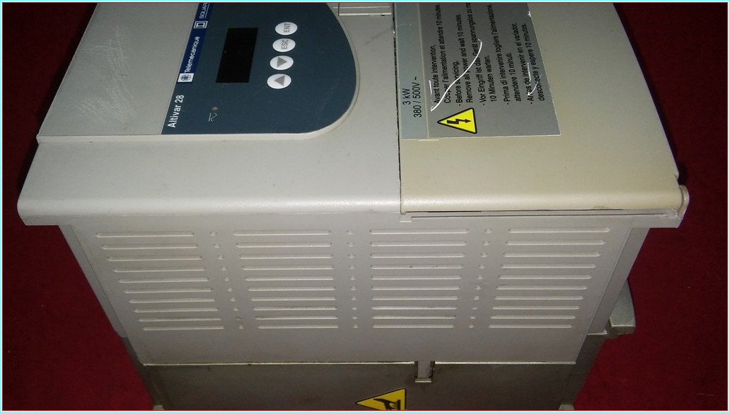 TELEMECANİQUE ATV28HU54N4 3KW 380-500V SÜRÜCÜ SIFIRDAN FARKI FİYATI
