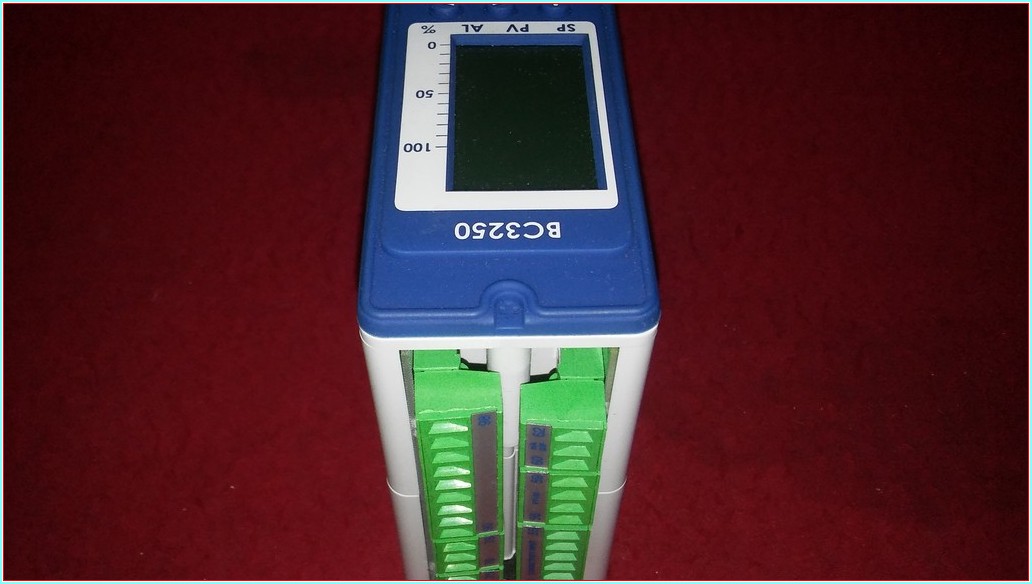 SPİRAX SARCO BC3250 TDS KONTROL CİHAZI BC3250 KAZAN DEVRİ VE YOGUŞMA KİRLİLİĞİ TESPİT SİSTEMİ İÇİN BLÖF KONTROL  CIHAZI