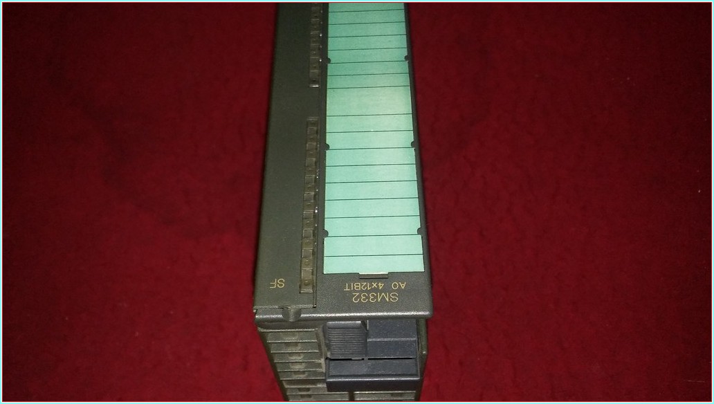 SIEMENS 6ES7 332-5HD01-0AB0 6ES7332-5HD01-0AB0 SIMATIC S7-300 ANALOG ÇIKIŞ MODÜLÜ