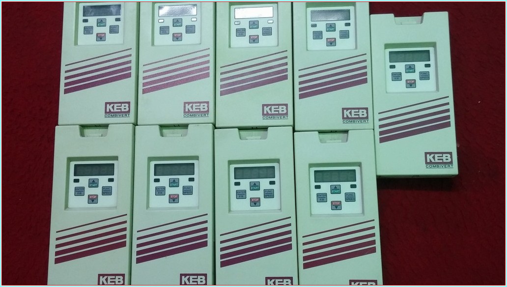 KEB 00 F5-060-1000 ANTRIEBSTECHNIK OPERATOR F5 STANDART KEYBOARD VER 1,0 KONTROL PANELİ
