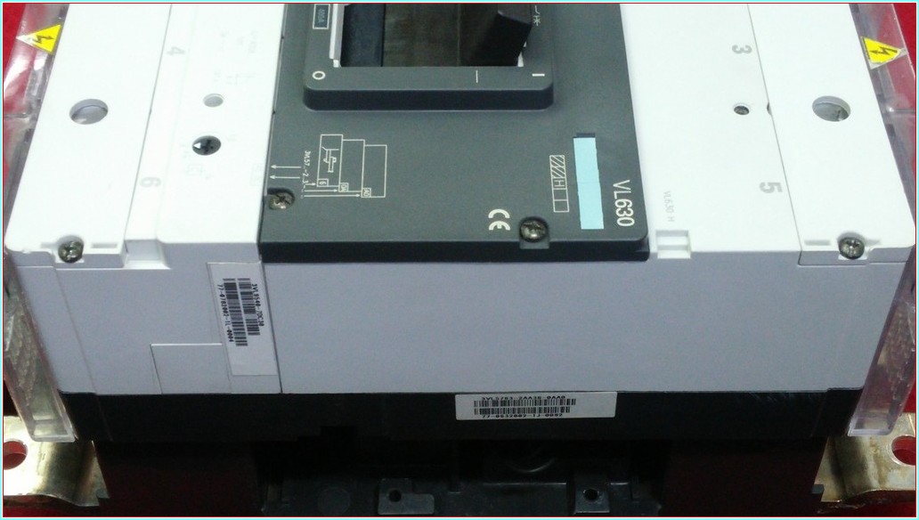 SIEMENS 3VL5763-2AA36-0AA0 3VL9540-7DC30 VL630 400A TMŞ KIZAKLI TİP