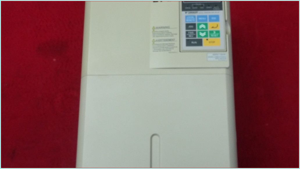 OMRON CIMR-E7Z4015 YASKAWA VARİSPEED E7 15KW SÜRÜCÜ