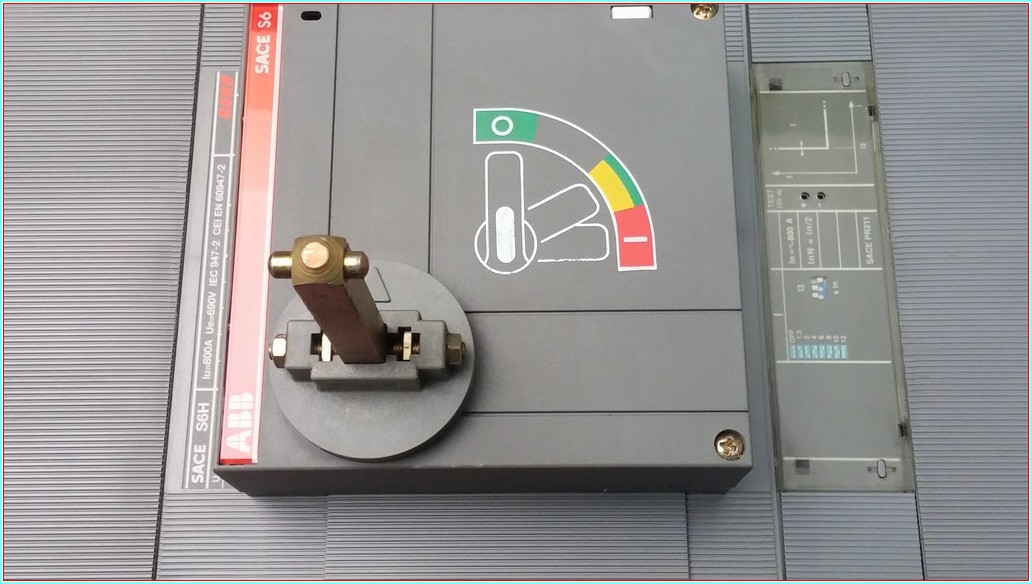 ABB SACE S6 SACE S6H AÇİL STOP ŞALTERİ TMŞ 800A SACE PR211 SIFIRDAN FARKI FİYATI