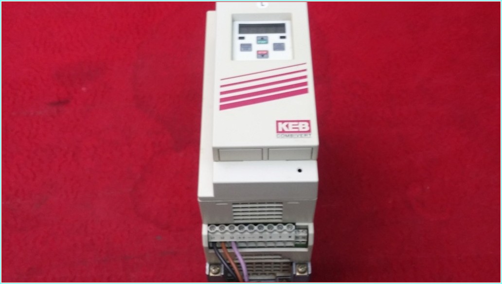 KEB 09.F5.G3B-3AOA 09,F5,G3B-3A0A VERSİYON 1,4 F5 1,5KW 1600HZ SÜRÜCÜ 
