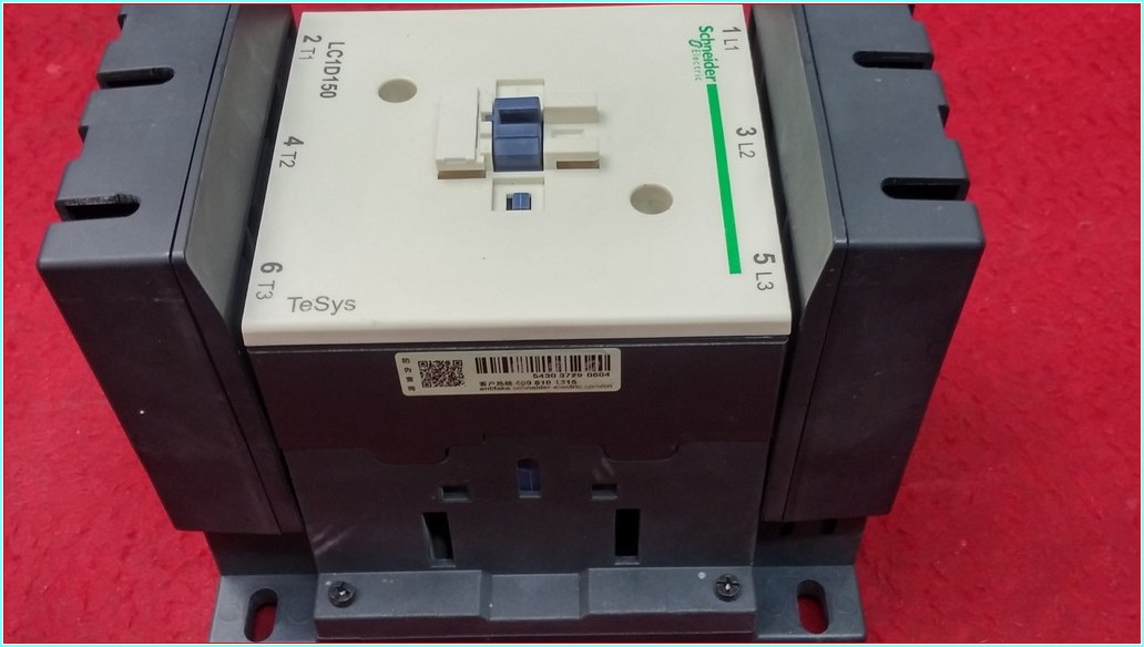 SCHNEİDER LC1D150 LC1D150...C 250A LX1D8 E7 48V KONTAKTÖR SIFIRDAN FARKI FİYATI