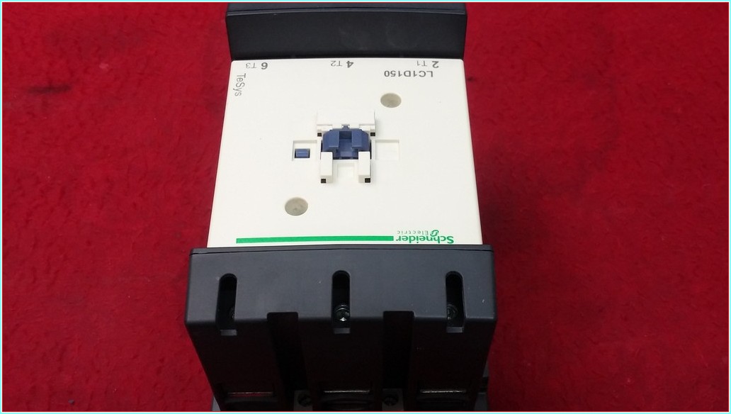 SCHNEİDER LC1D150 LC1D150...C 250A LX1D8 E7 48V KONTAKTÖR SIFIRDAN FARKI FİYATI