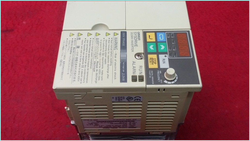 OMRON 3G3MV-AB022 3G3MV AB022 3G3MVAB022 SYSDRIVE 3G3MV INVERTER 2.2 KW SÜRÜCÜ