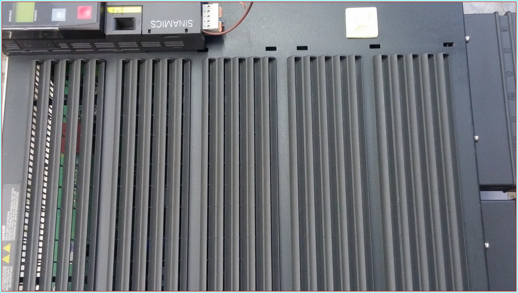 SIEMENS 6SL3224-0BE34-5UA0 VERSİYON K SINAMICS POWER 240 55KW 110A SÜRÜCÜ