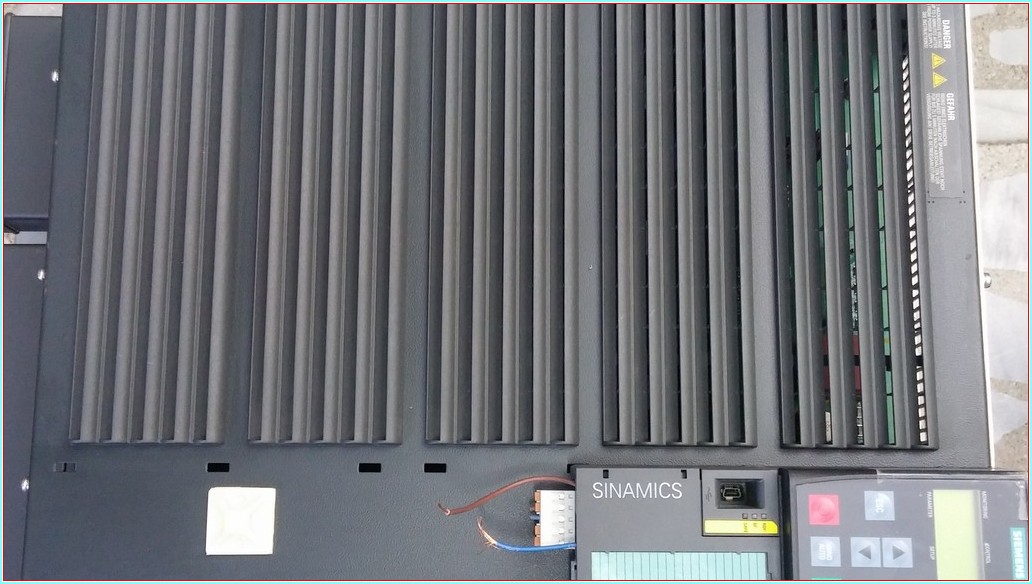 SIEMENS 6SL3224-0BE34-5UA0 VERSİYON K SINAMICS POWER 240 55KW 110A SÜRÜCÜ