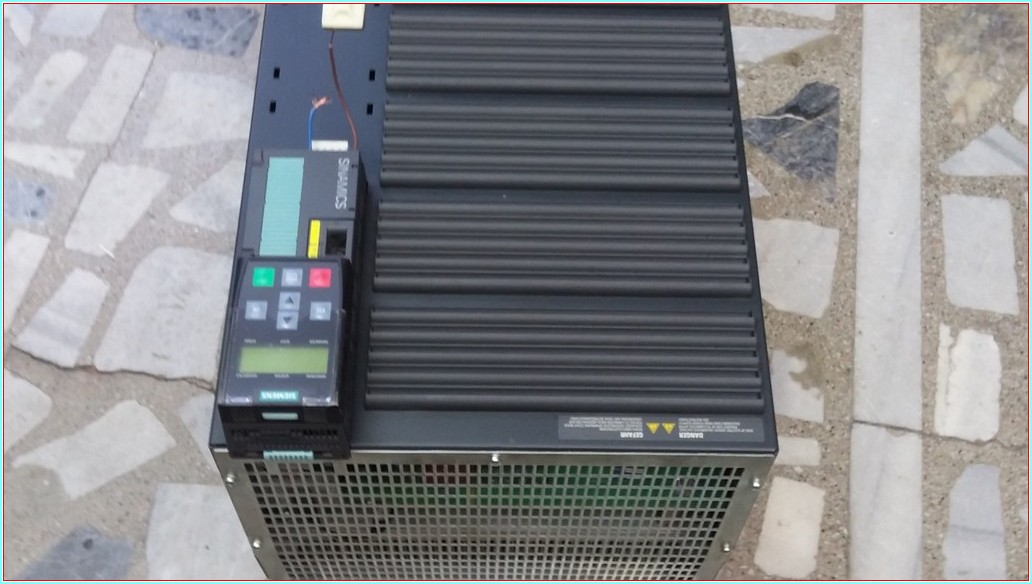 SIEMENS 6SL3224-0BE34-5UA0 VERSİYON K SINAMICS POWER 240 55KW 110A SÜRÜCÜ