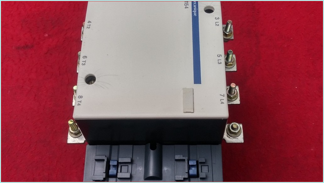 TELEMECANİQUE LC1F1154 LC1 F115 4 4 KUTUPLU KONTAK BOBİNİ 110V KONTAKTÖR