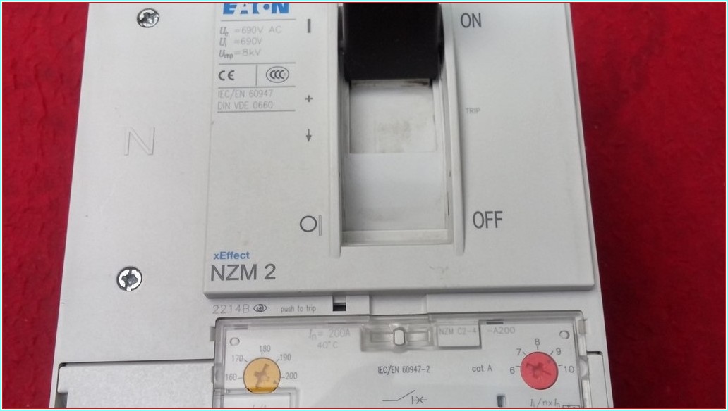 EATON NZM 2 200A 4 KUTUPLU TMŞ YKŞ  SIFIRDAN FARKI FİYATI