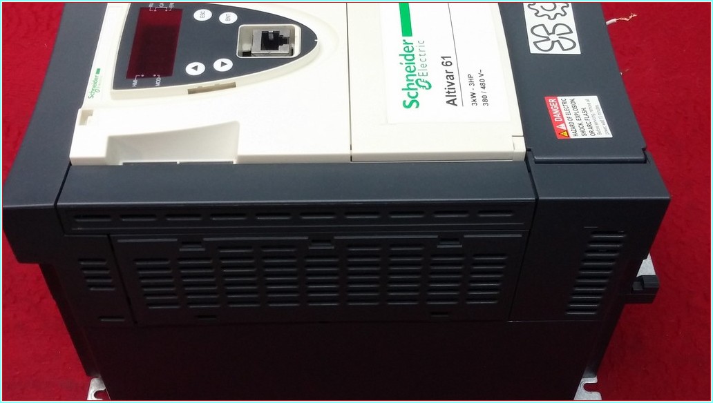 SCHNEİDER ATV61HU30N4Z ATV61HU30N4