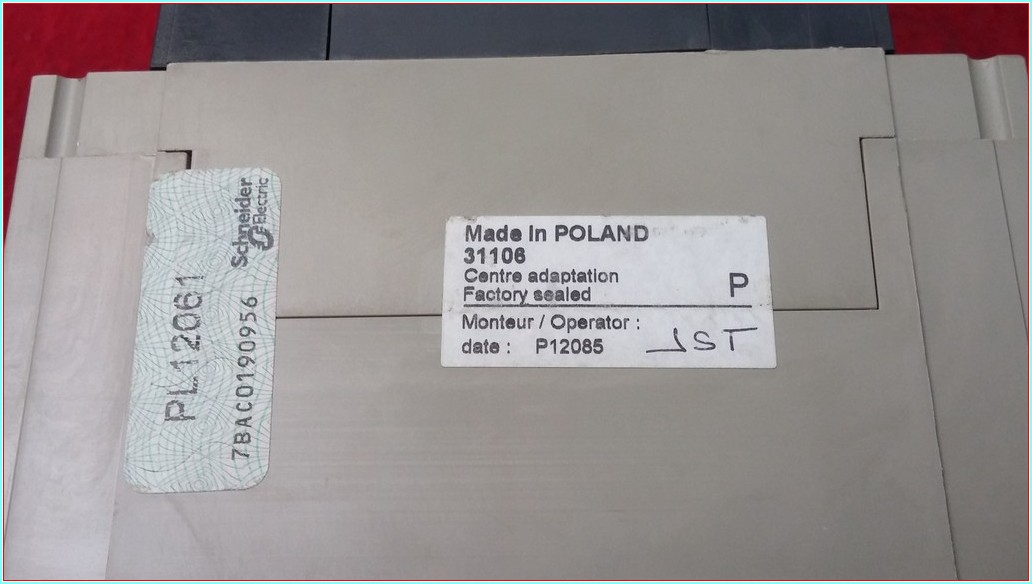 SCHNEİDER 31106 INS 250 INS250 250A AÇİL STOP ŞALTERİ SIFIRDAN FARKI FİYATI