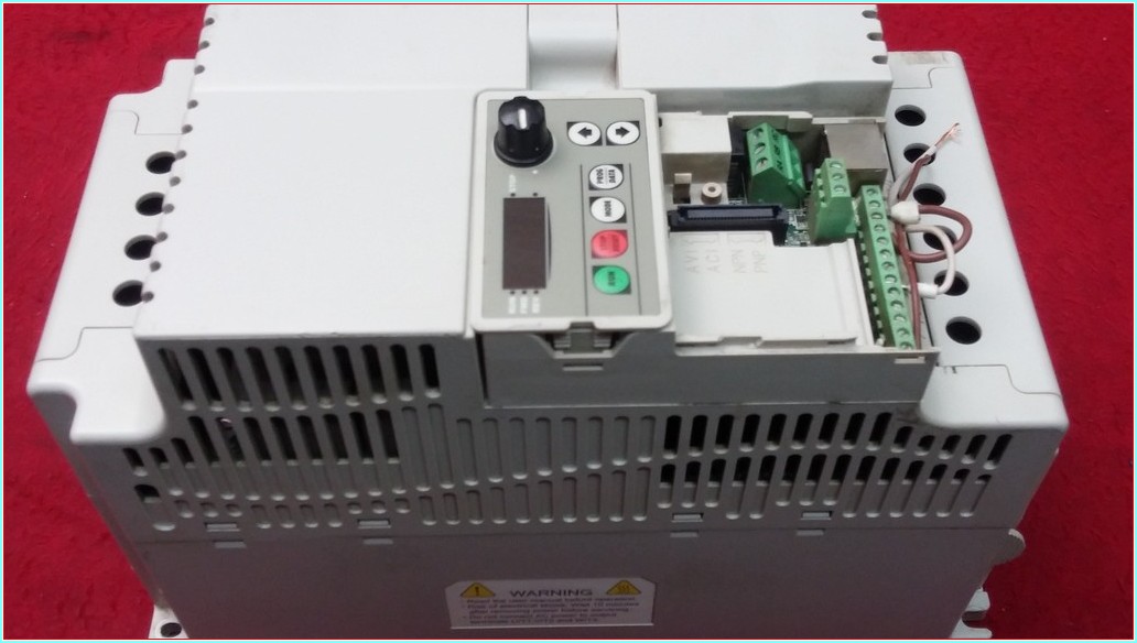 DELTA VFD055E43A VFD E SERİSİ 5,5 KW SÜRÜCÜ