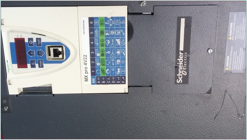 SCHNEİDER MP4D22AAB P DRIVE MX PRO 4V22 MX 22 KW 30HP SÜRÜCÜ