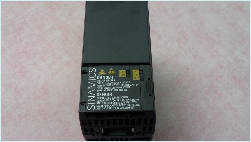 SIEMENS 6SL3210-1KE14-3UF2 G120C PN2P E VERSİYON 02 1.5KW SIFIR KUTULU SÜRÜCÜ