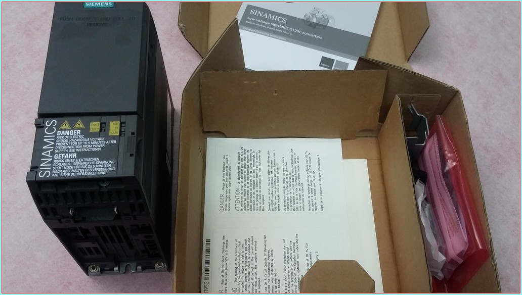 SIEMENS 6SL3210-1KE14-3UF2 G120C PN2P E VERSİYON 02 1.5KW SIFIR KUTULU SÜRÜCÜ