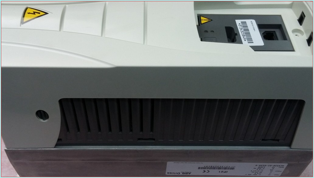 ABB ACS510-01-012A-4 ACS510-01-09A4-4 ACS510-01-07A2-4 ACS510-01-05A6-4 ACS510-01-03A3-4 5,5 KW SÜRÜCÜ ACS510 KONTROL KARTI