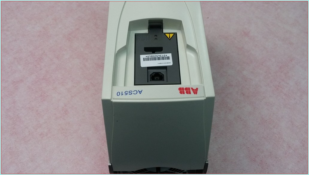 ABB ACS510-01-012A-4 ACS510-01-09A4-4 ACS510-01-07A2-4 ACS510-01-05A6-4 ACS510-01-03A3-4 5,5 KW SÜRÜCÜ ACS510 KONTROL KARTI