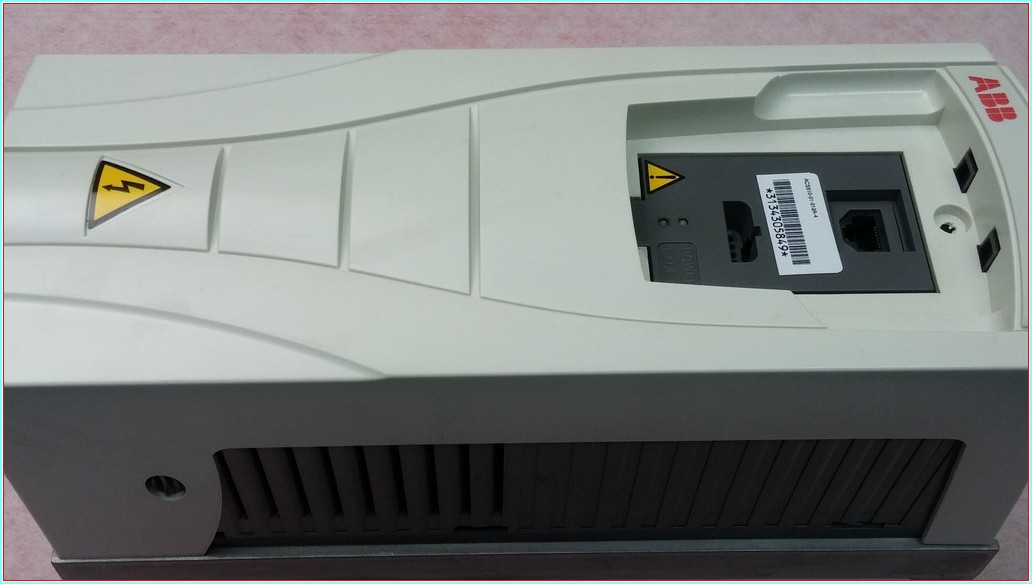 ABB ACS510-01-012A-4 ACS510-01-09A4-4 ACS510-01-07A2-4 ACS510-01-05A6-4 ACS510-01-03A3-4 5,5 KW SÜRÜCÜ ACS510 KONTROL KARTI
