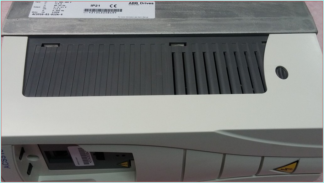 ABB ACS510-01-012A-4 ACS510-01-09A4-4 ACS510-01-07A2-4 ACS510-01-05A6-4 ACS510-01-03A3-4 5,5 KW SÜRÜCÜ ACS510 KONTROL KARTI