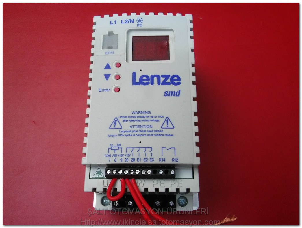 LENZE ESMD751X2SFA 0,75KW LENZE SMD SÜRÜCÜ