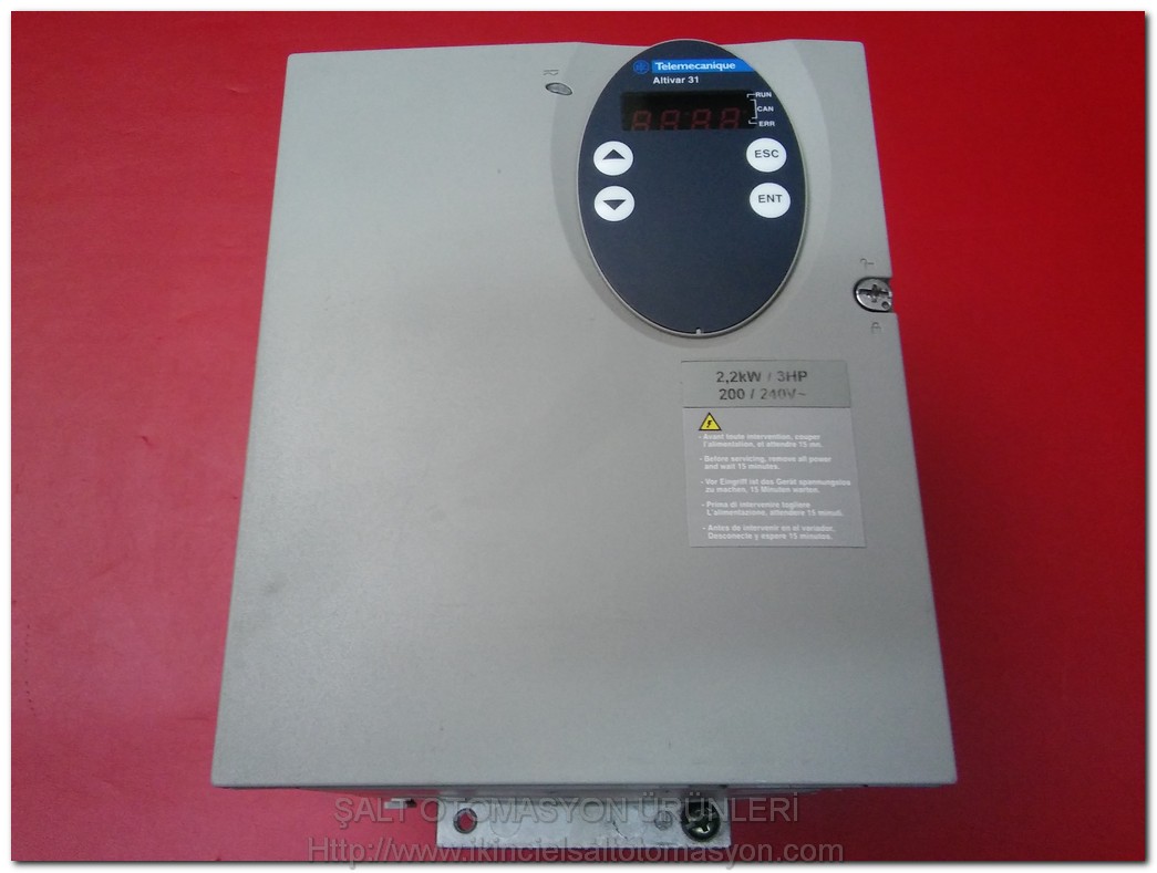 TELEMECANİQUE ATV31HU22M2 ALTİVAR 31 ATV31 ATV 31 2,2KW SÜRÜCÜ 200240V