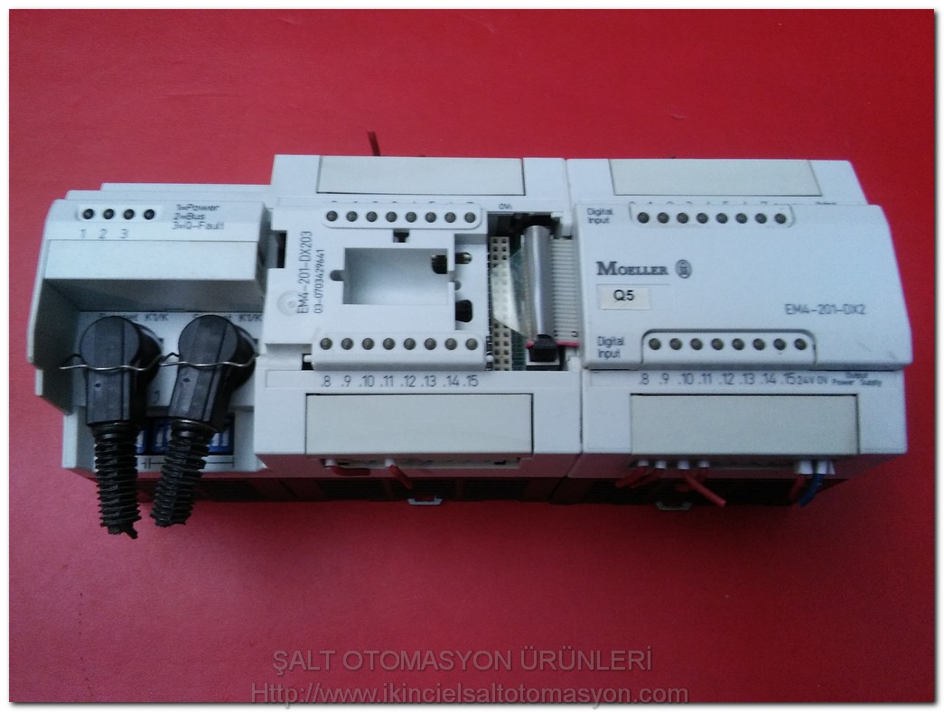 MOELLER EM4-201-DX2 LE4-116-XD105 LE4-116-XD1 PLC VE EK MODÜL TAKIM