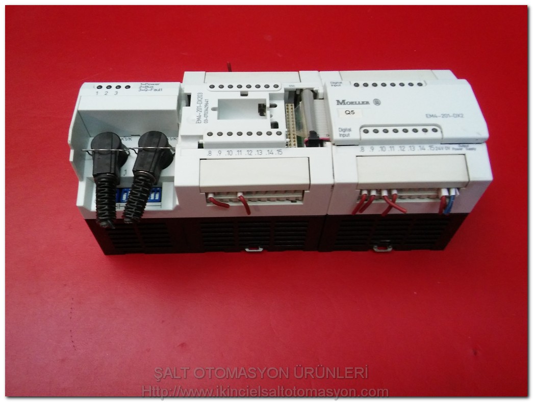 MOELLER EM4-201-DX2 LE4-116-XD105 LE4-116-XD1 PLC VE EK MODÜL TAKIM