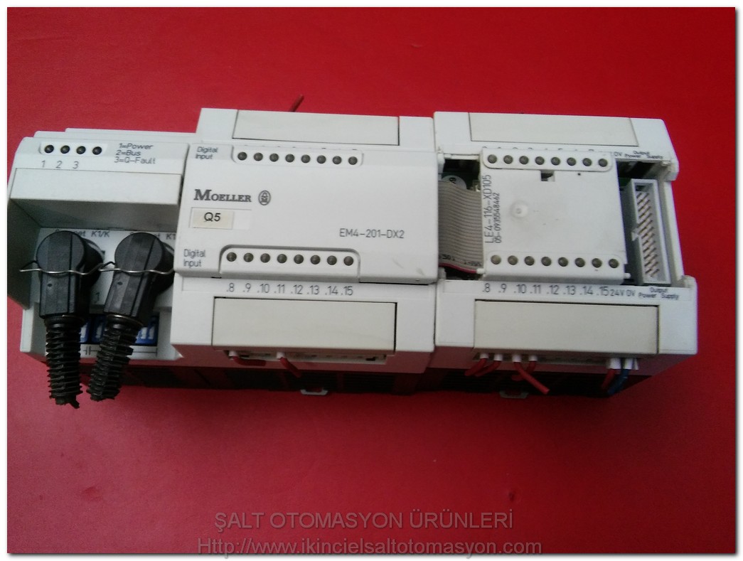 MOELLER EM4-201-DX2 LE4-116-XD105 LE4-116-XD1 PLC VE EK MODÜL TAKIM