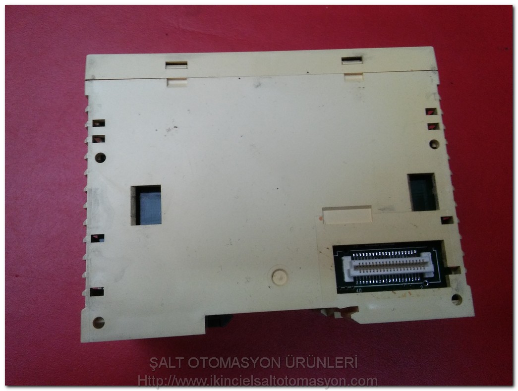 SCHNEİDER TWDLMDA20DRT TWİDO DC 12 GİRİŞ DC 8 ÇIKIŞ EK MODÜL