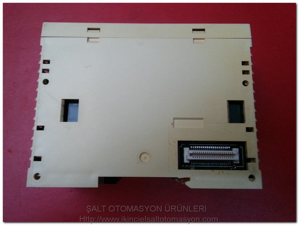 SCHNEİDER TWDLMDA20DRT TWİDO DC 12 GİRİŞ DC 8 ÇIKIŞ EK MODÜL