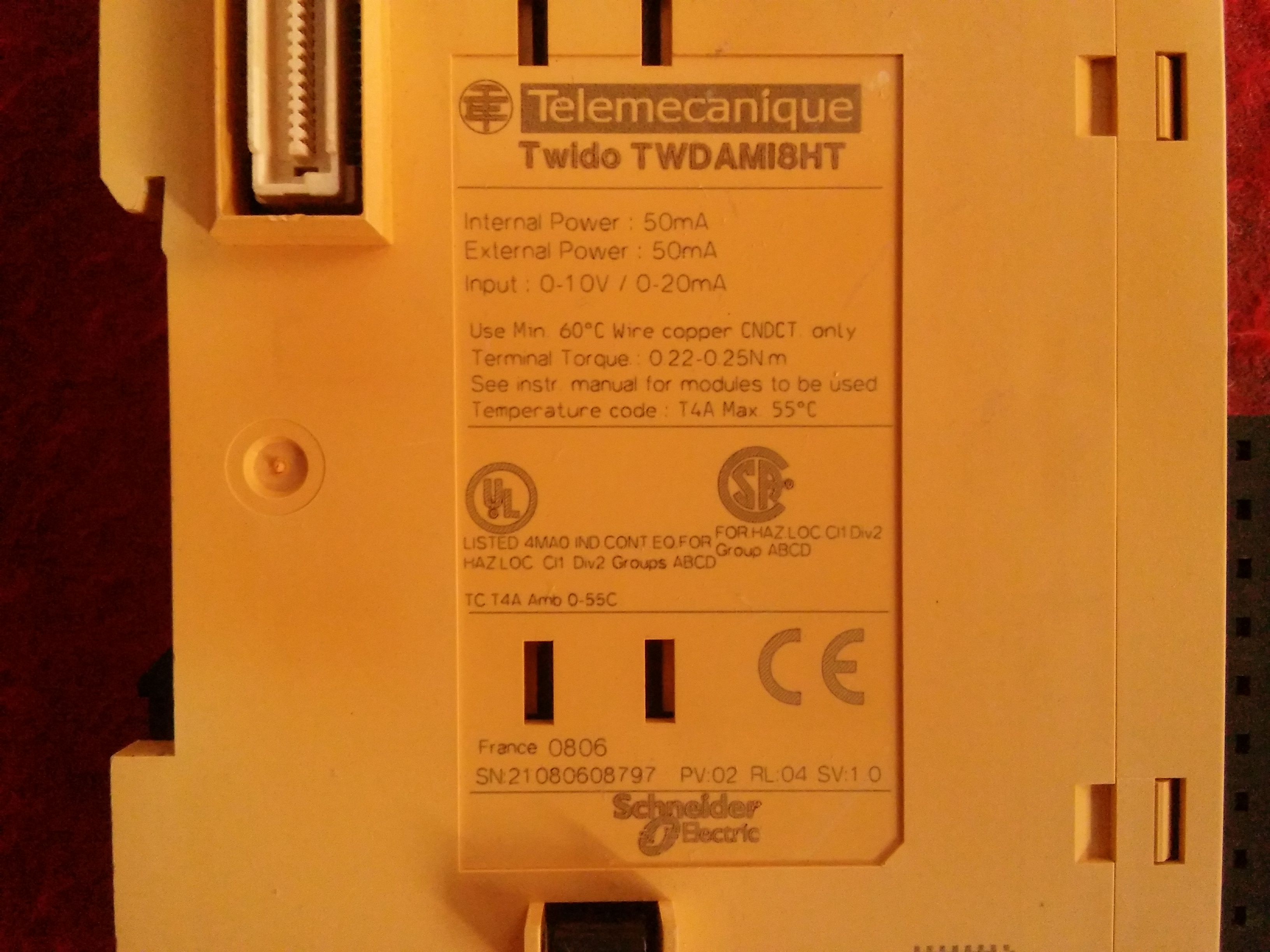 TWDAMI8HT TELEMECANIQUE 