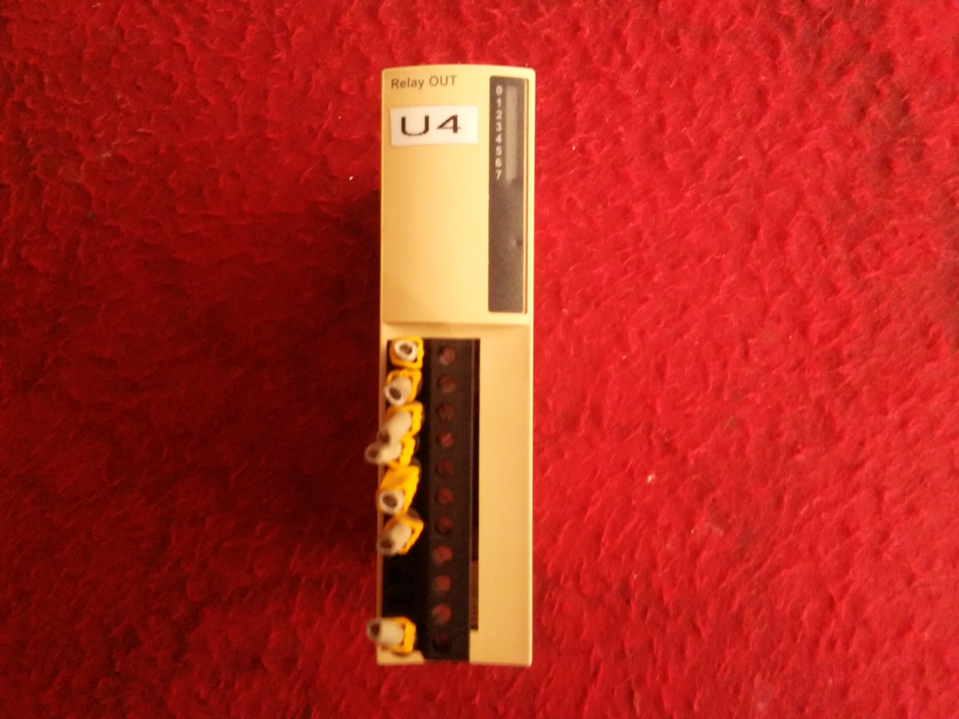 TWDAMI8HT TELEMECANIQUE 