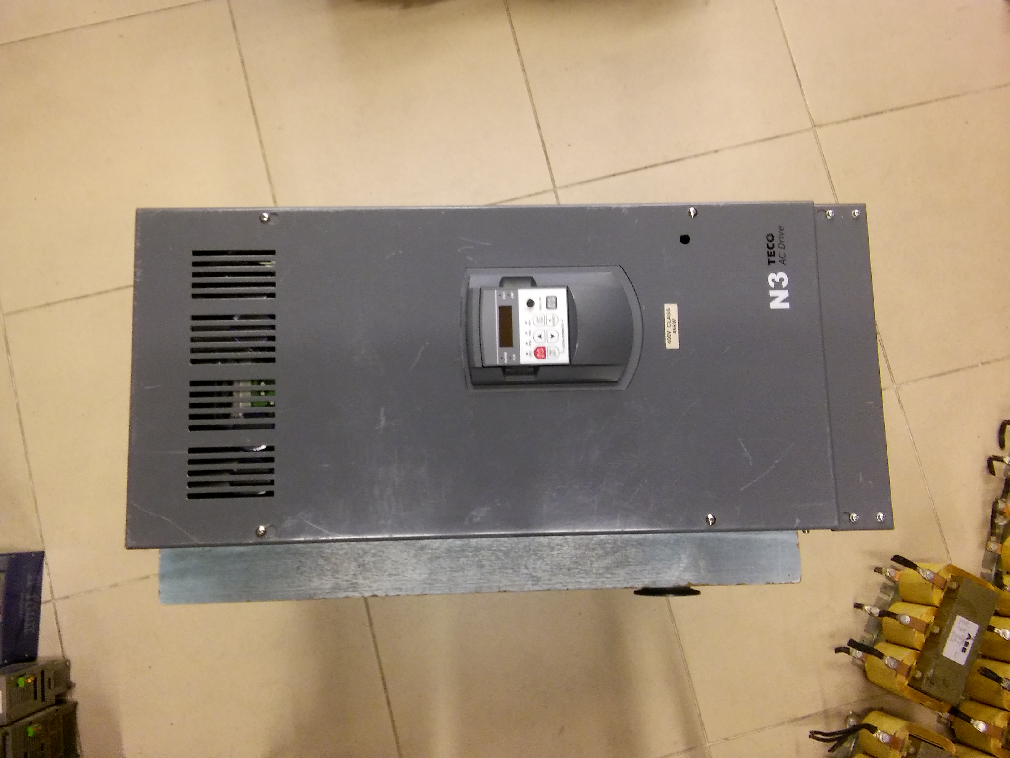 TECO N3-460-N1 45KW SÜRÜCÜ N3 AC DRİVE 400V CLASS 45 KW INVERTER