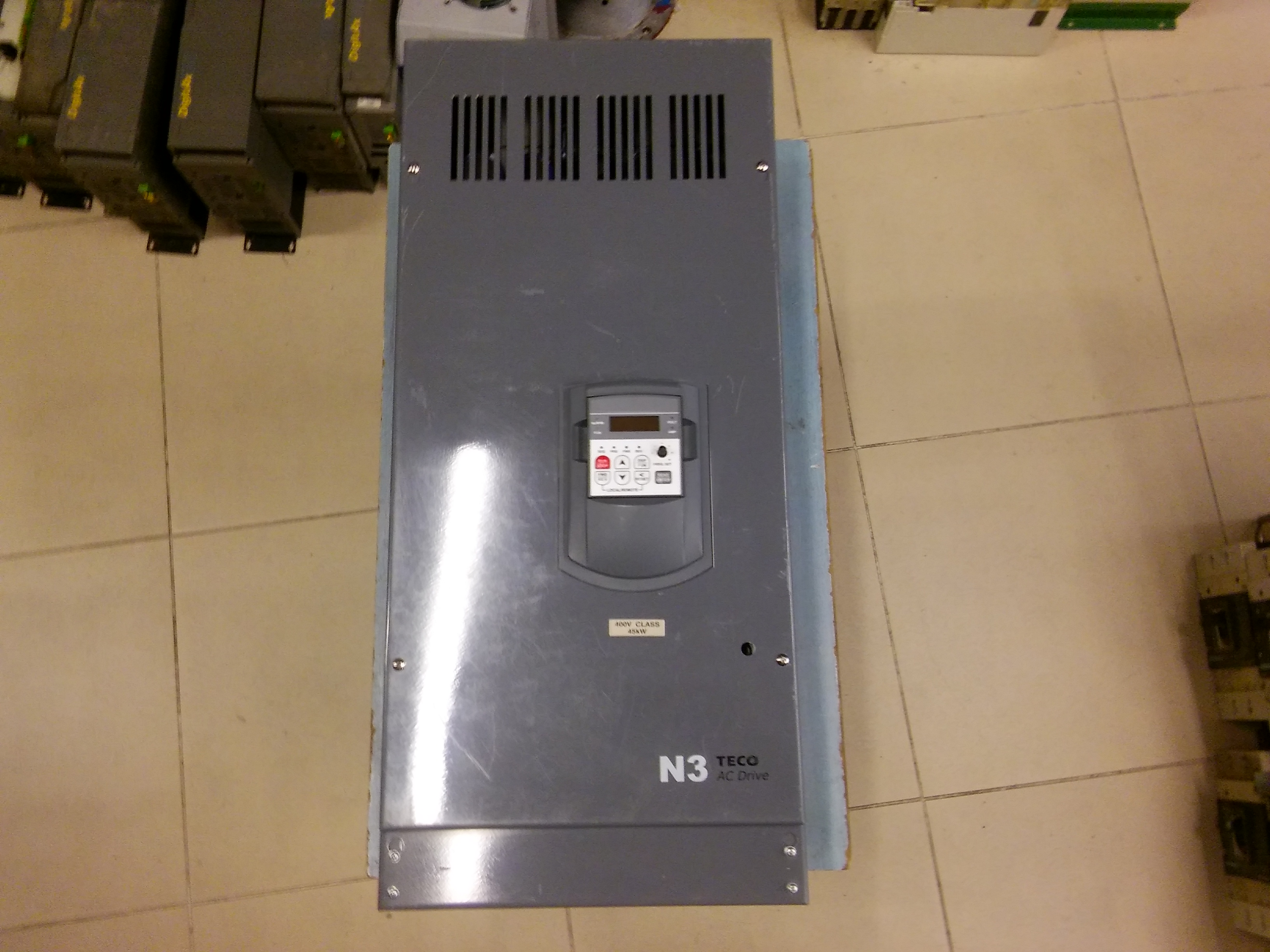 TECO N3-460-N1 45KW SÜRÜCÜ N3 AC DRİVE 400V CLASS 45 KW INVERTER