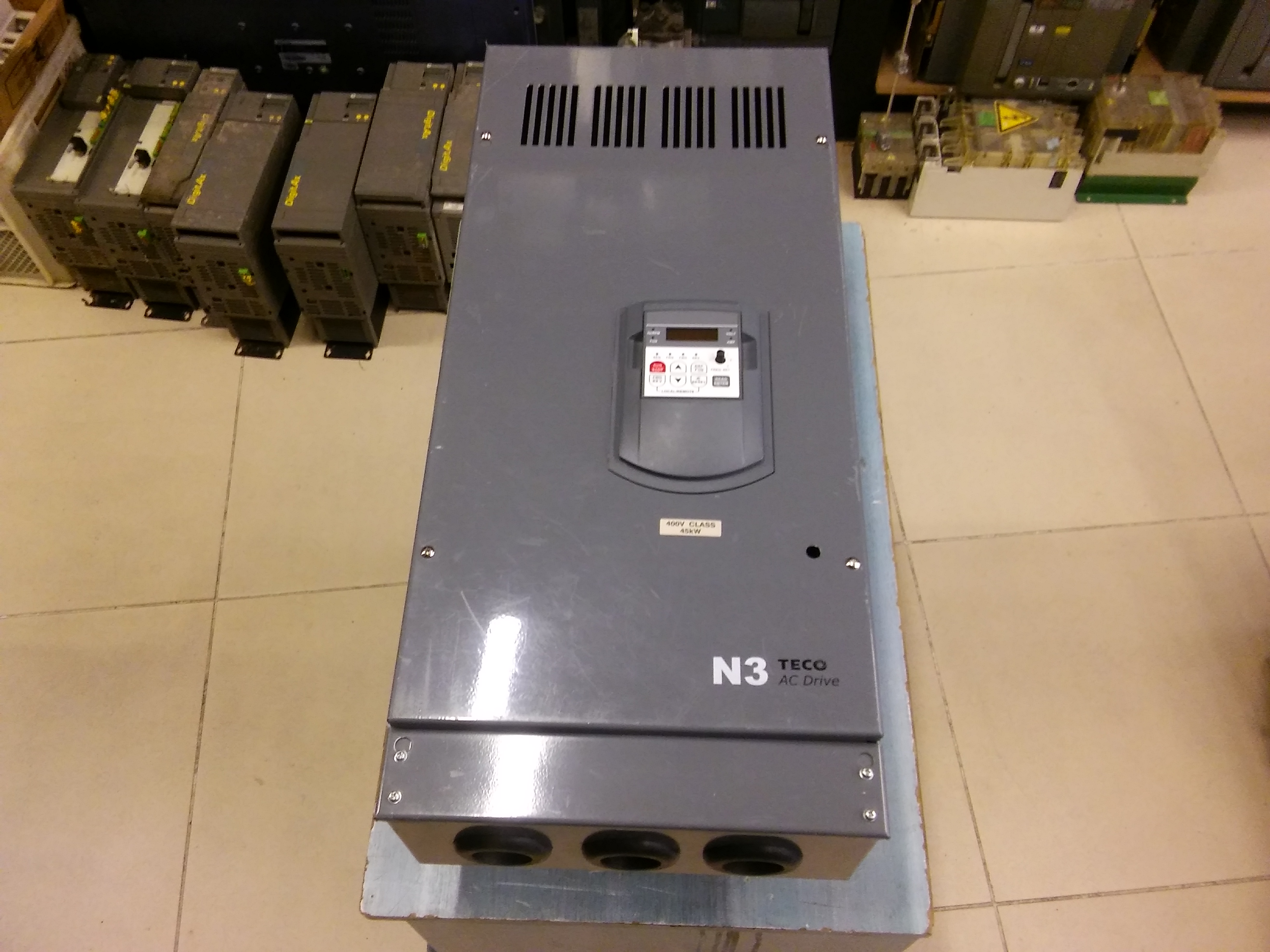 TECO N3-460-N1 45KW SÜRÜCÜ N3 AC DRİVE 400V CLASS 45 KW INVERTER
