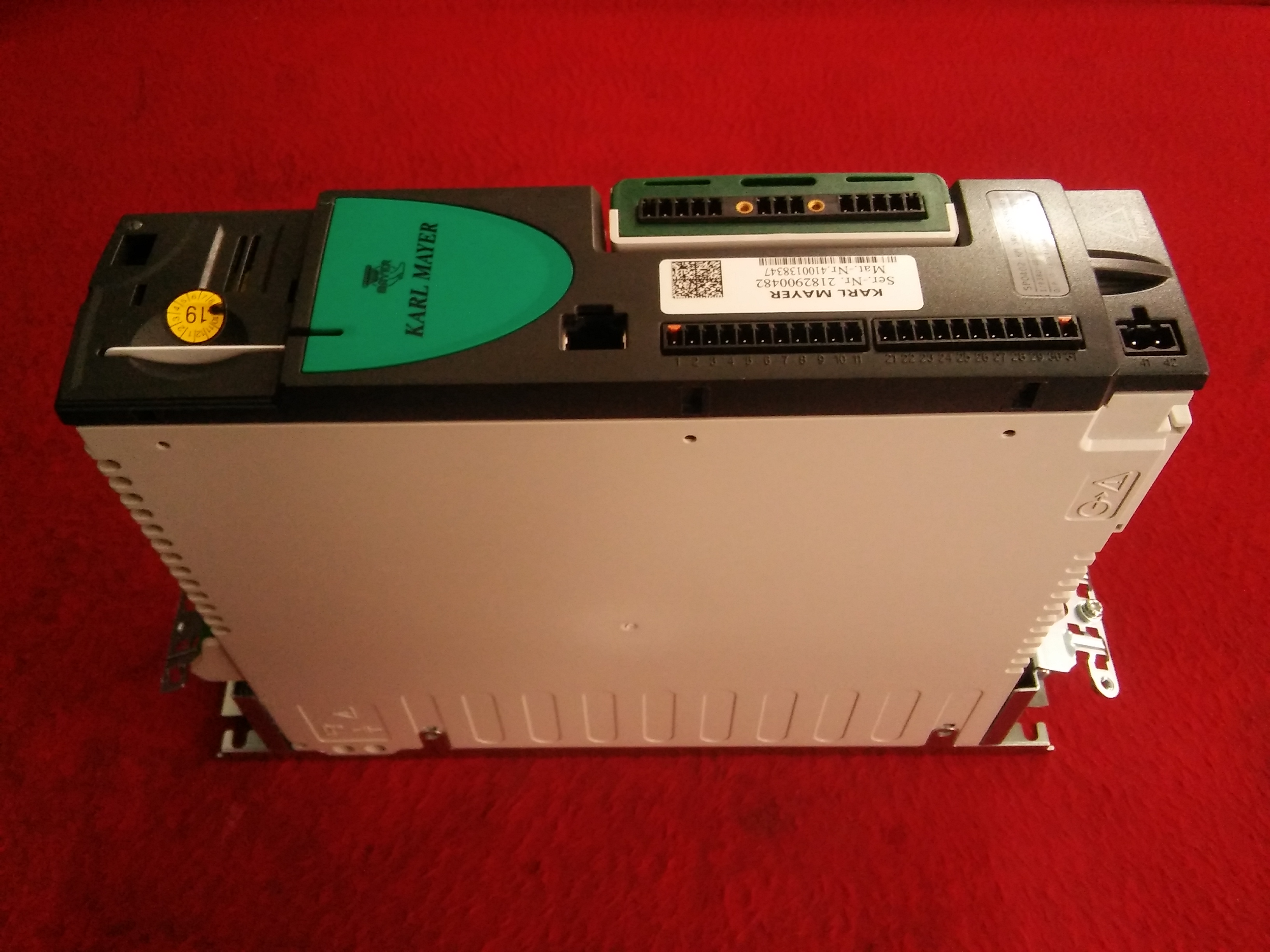 KARL MAYER SP0402-KM 3098-0049 0,55KW SÜRÜCÜ CONTROL TECHNIQUES 0,55 KW INVERTER