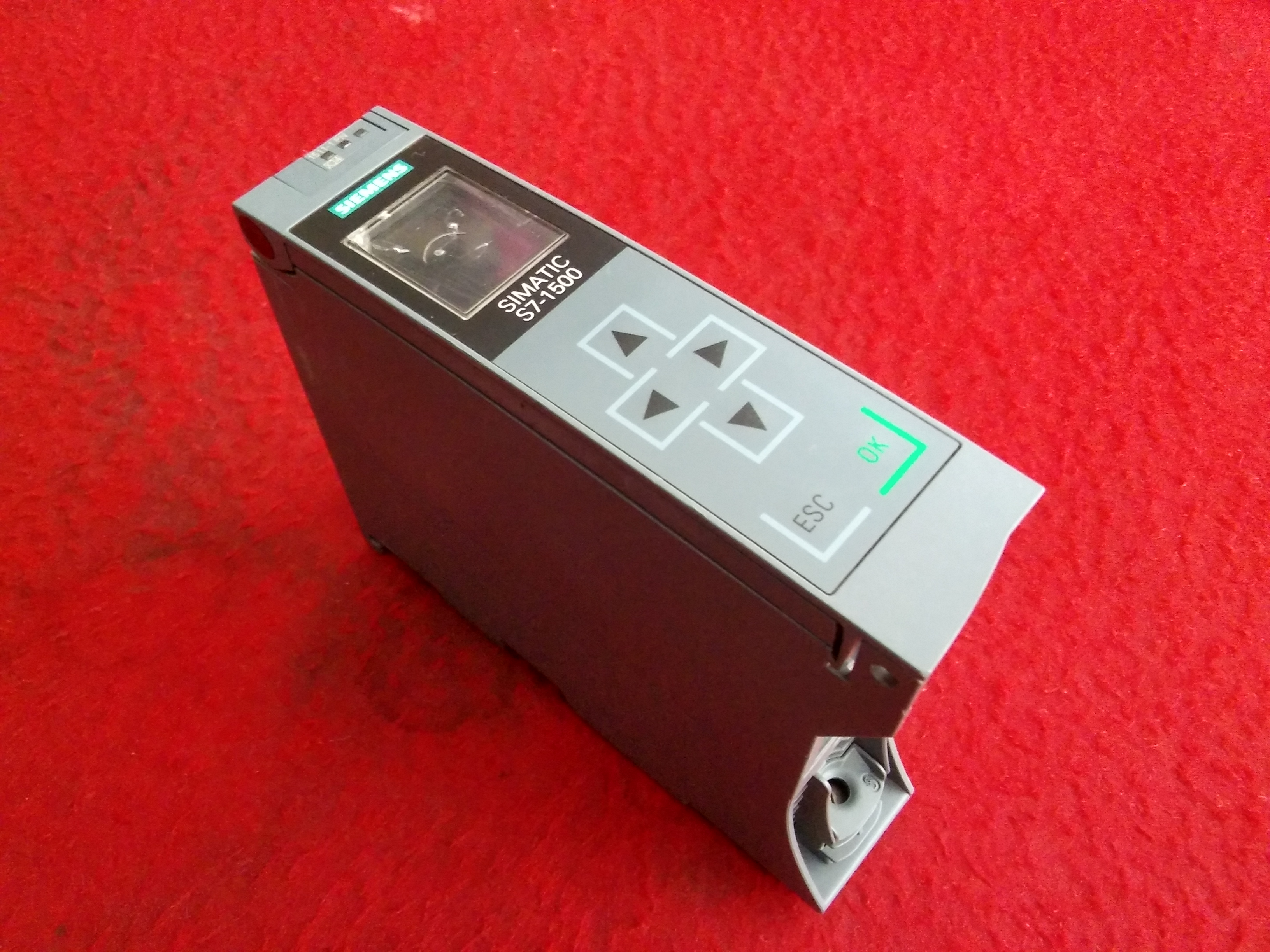 SIEMENS 6ES7 511-1AK01-0AB0 6ES7511-1AK01-0AB0 SIMATIC S7-1500 CPU 1511-1 PN PLC
