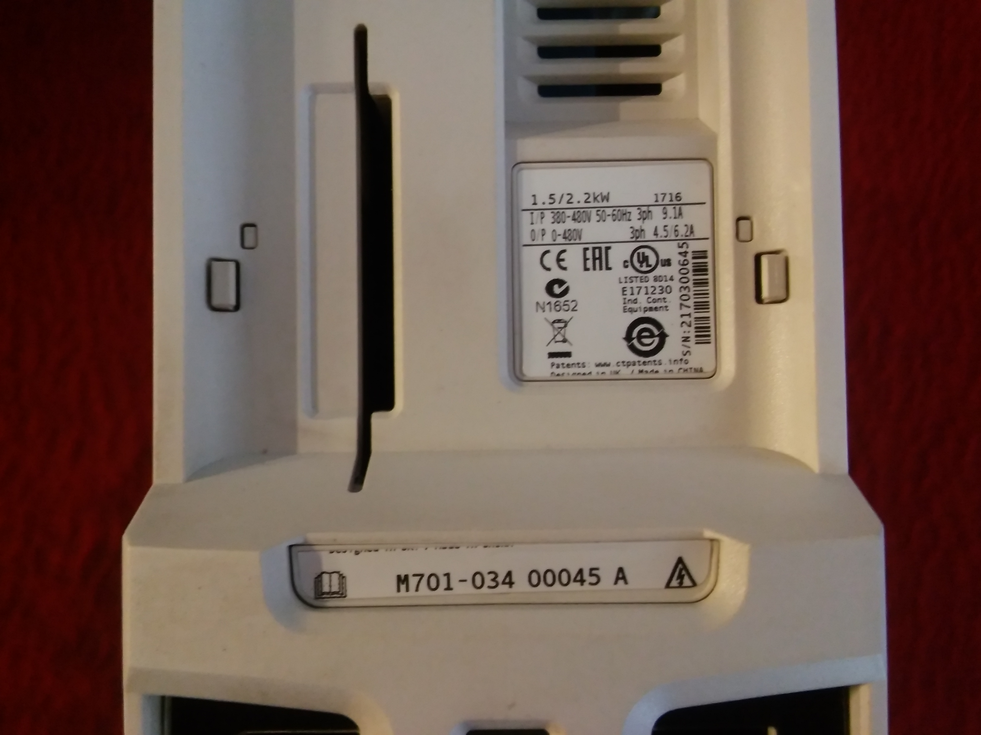 KARL MAYER M701-034 00045 A 2,2KW SÜRÜCÜ CONTROL TECHNIQUES 2,2 KW INVERTER