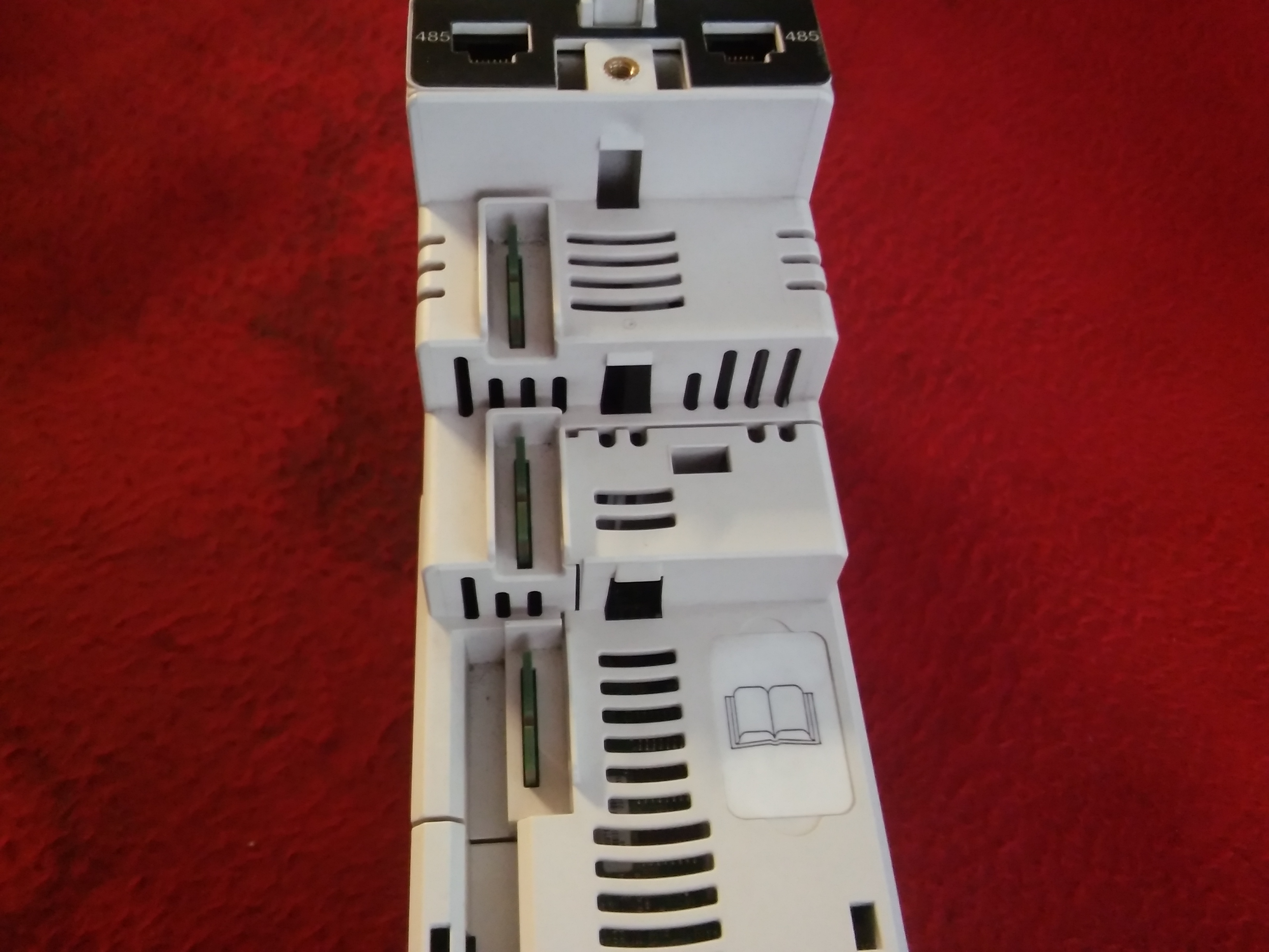 KARL MAYER M701-034 00045 A 2,2KW SÜRÜCÜ CONTROL TECHNIQUES 2,2 KW INVERTER