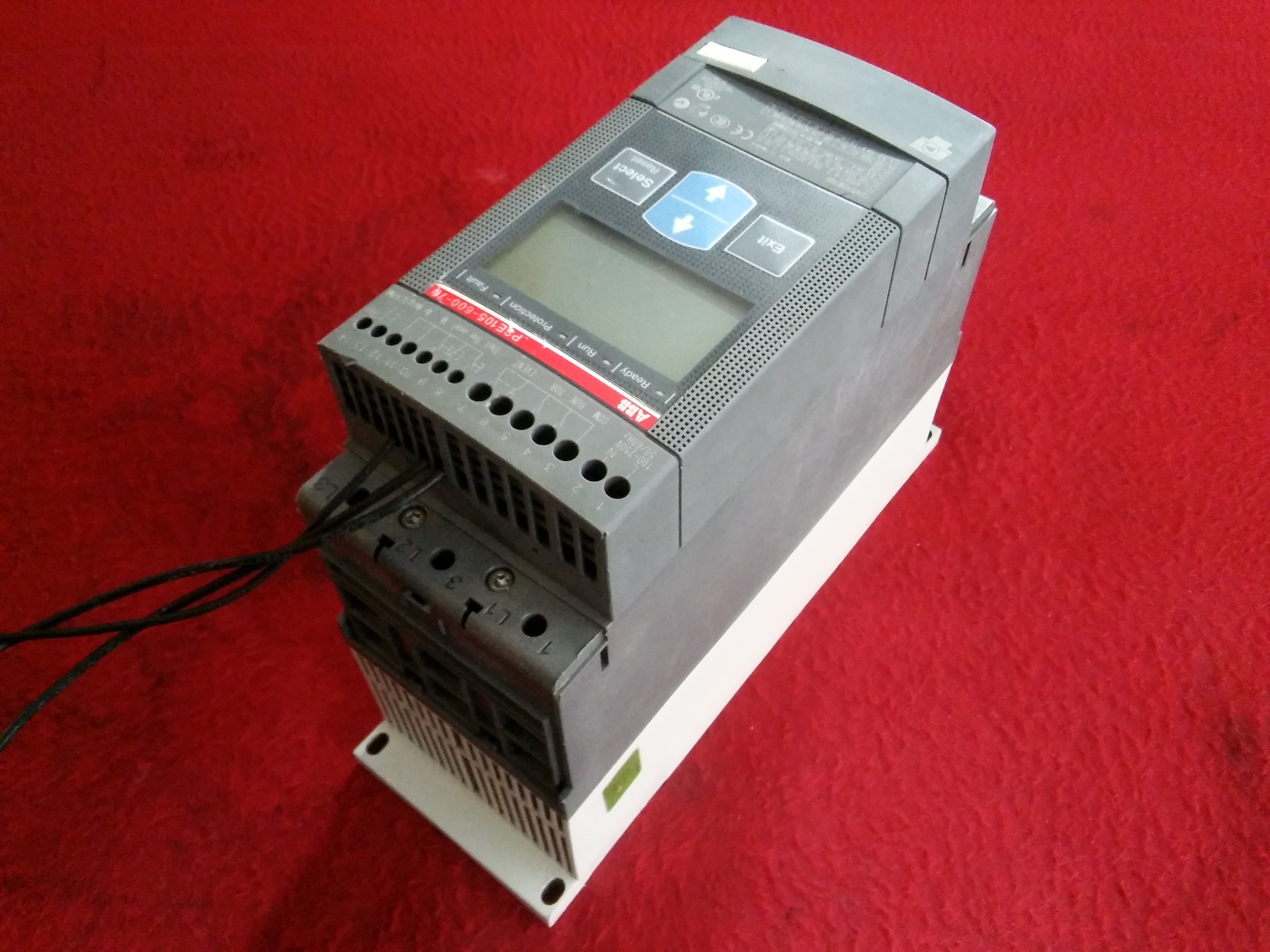 ABB PSE105-600-70 1SFA897109R7000 55KW SOFT STARTER 55 KW YUMUŞAK YOL VERME