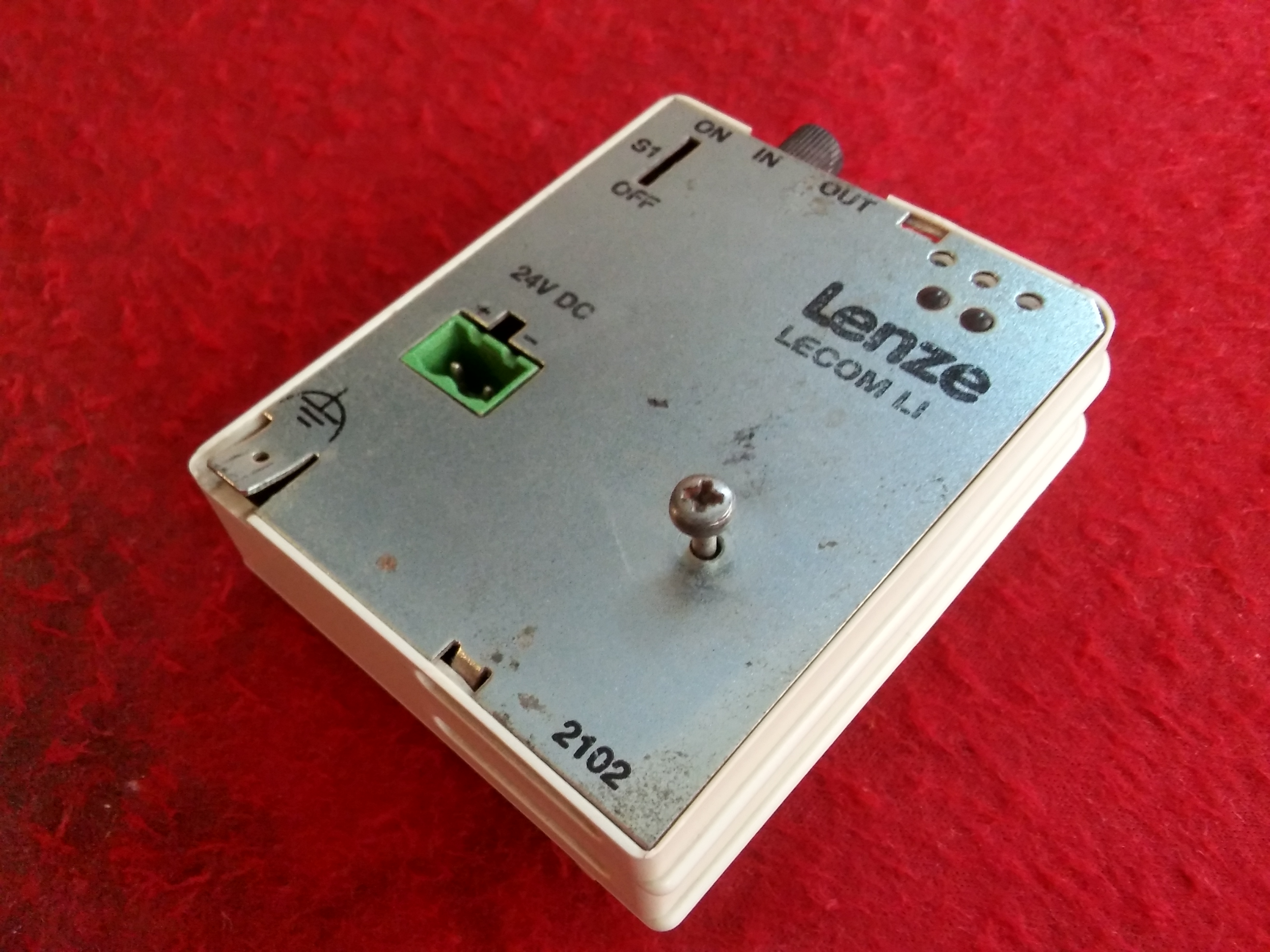 LENZE EMF2102IB-V003 00424852 LECOM LI 2102 MODÜL