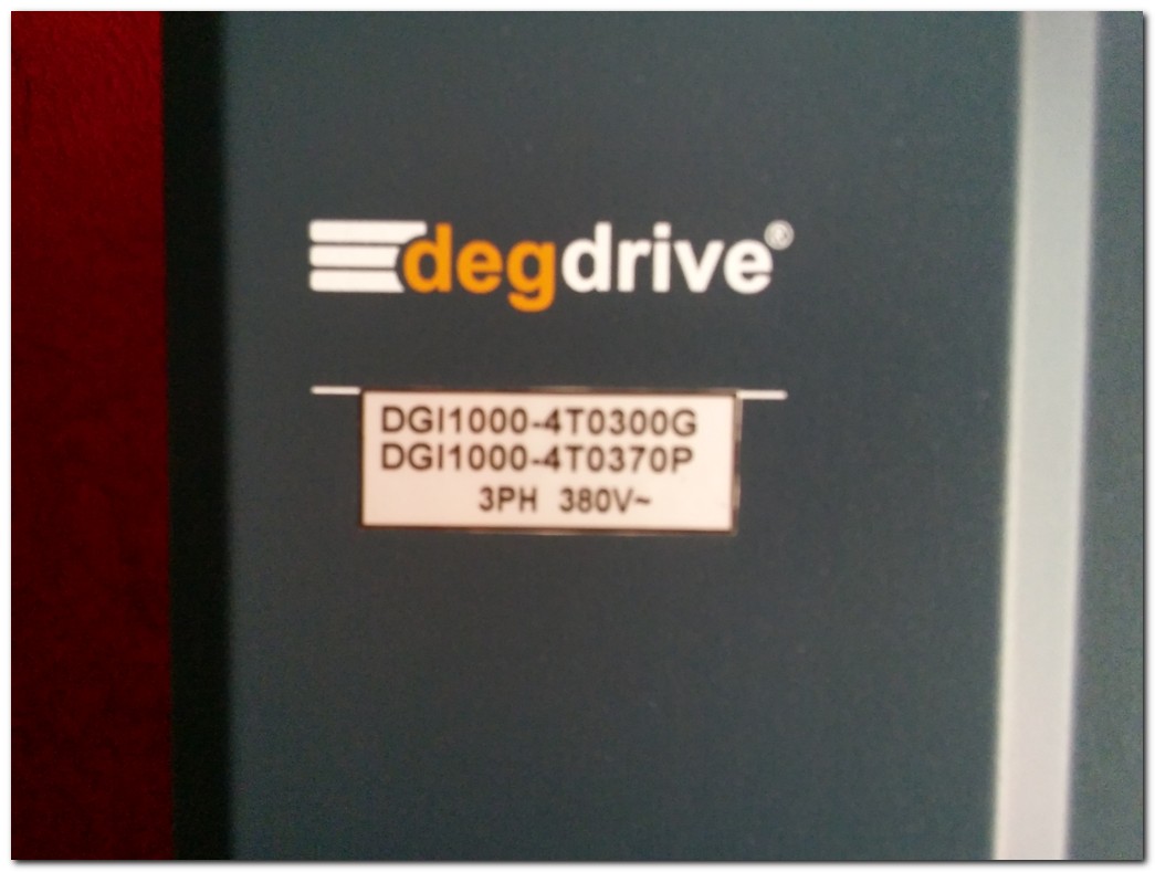 DEGDRİVE DG11000-4T0300G-0370P 37KW SÜRÜCÜ DGI1000-4T0300G DGI1000-4T0370P 37 KW INVERTER