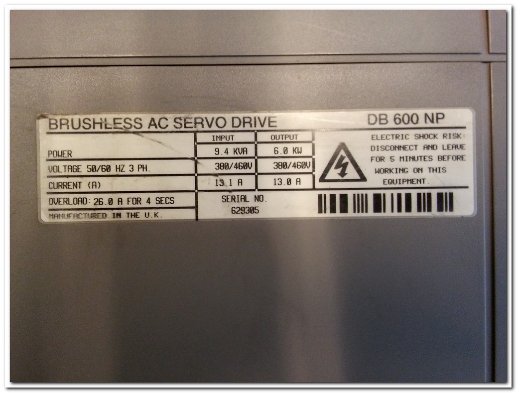 CONTROL TECHNIQUES DB 600 NP DB600NP 6,0KW BRUHLESS AC SERVO DRIVE 6KW SERVO SÜRÜCÜ