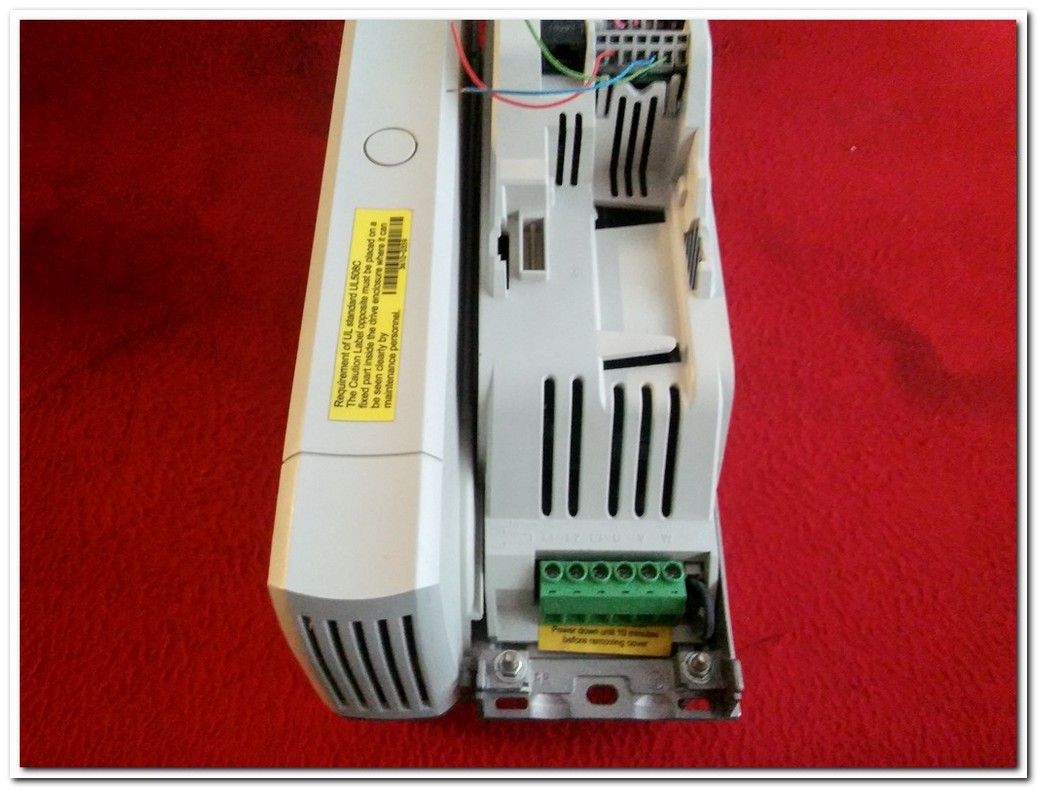 CONTROL TECHNIQUES SK2403 15KW SÜRÜCÜ SK16T 15 KW INVERTER