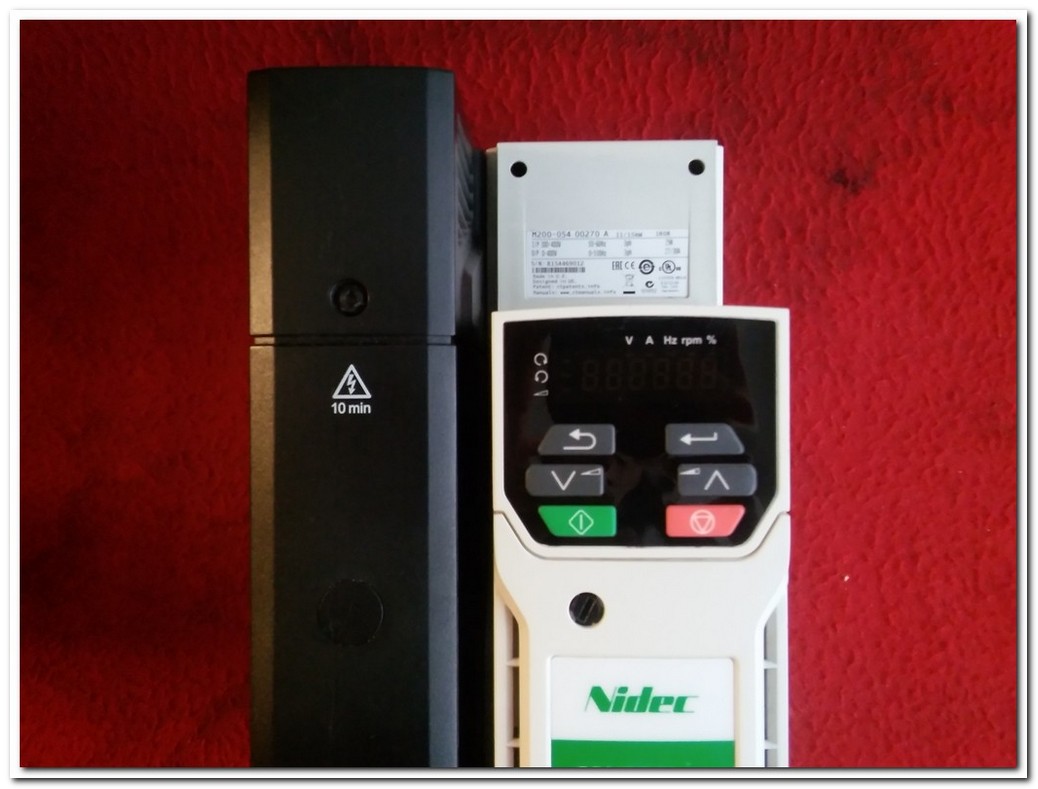 CONTROL TECHNIQUES M200-054 00270 A 15KW SÜRÜCÜ UNIDRIVE M200 NİDEC EMERSON 15 KW INVERTER